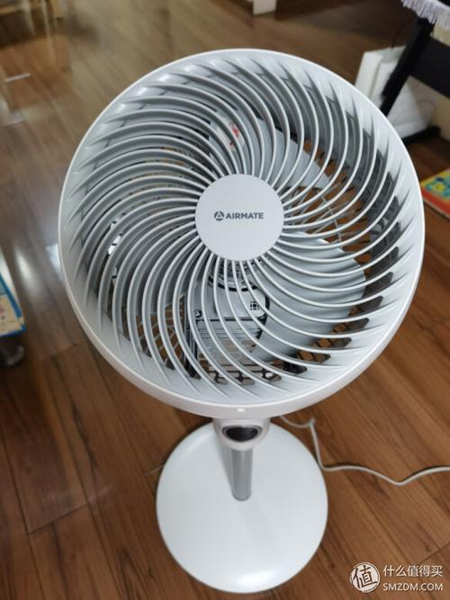 探討電風(fēng)扇的持續(xù)進(jìn)化 當(dāng)下電風(fēng)扇產(chǎn)品的綜合評析與選購指南